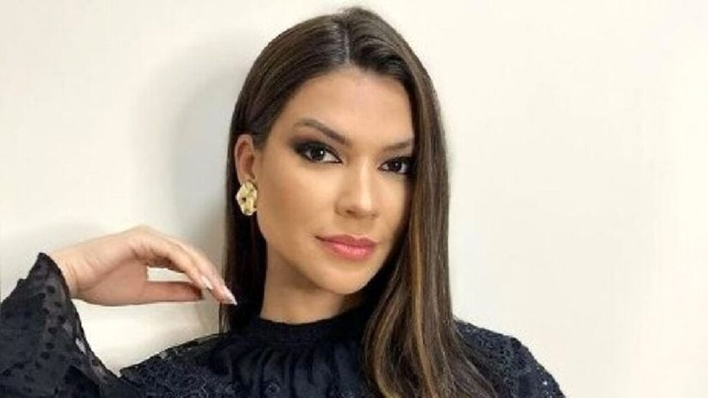 1660681842_gleycy-correia2-2.jpg