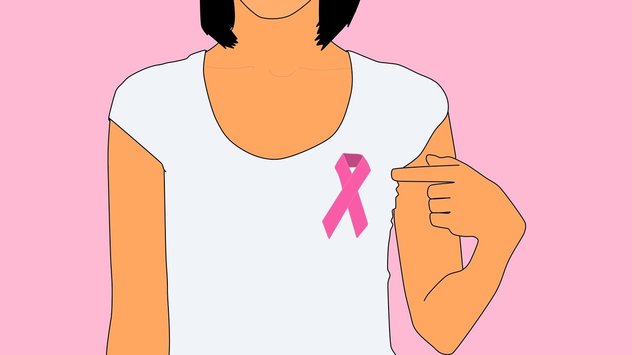 Cancer du sein, comment faire l&rsquo;auto-examen et quand s&rsquo;inquiéter