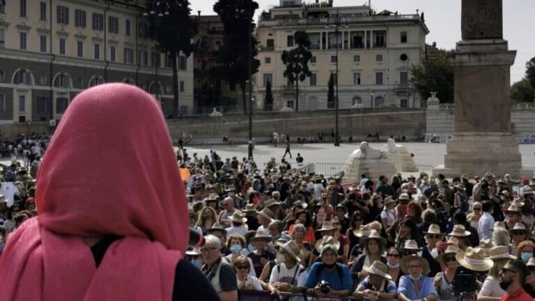 1663589434_pangea-manifestazione-piazza-del-popolo-roma-2.jpg