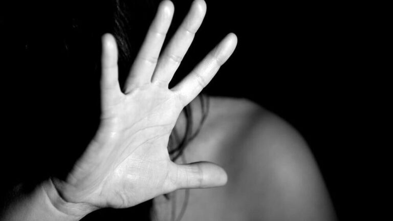 1664471966_stalking-violenza-2-2.jpg