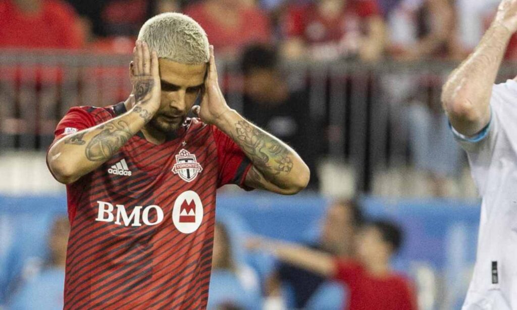 Bernardeschi-Toronto-Insigne.jpg