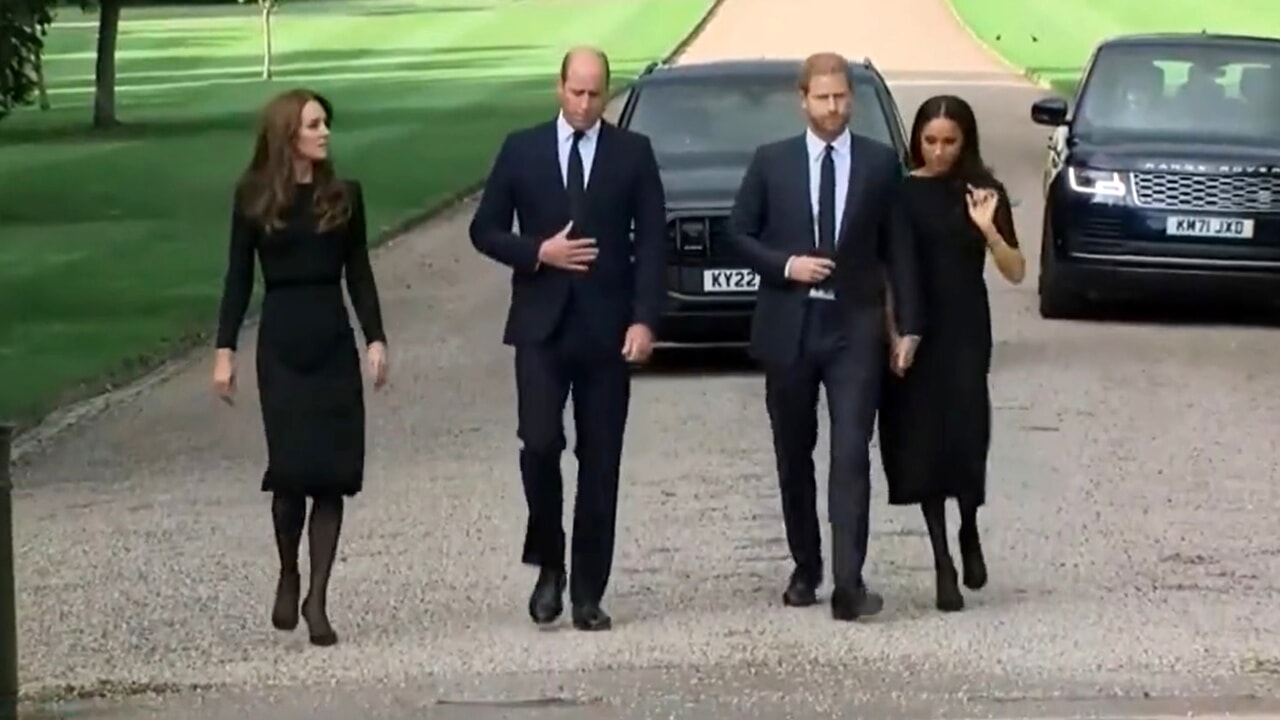 La mort de la reine Elizabeth réunit William et Harry après deux ans (avec Kate et Meghan)