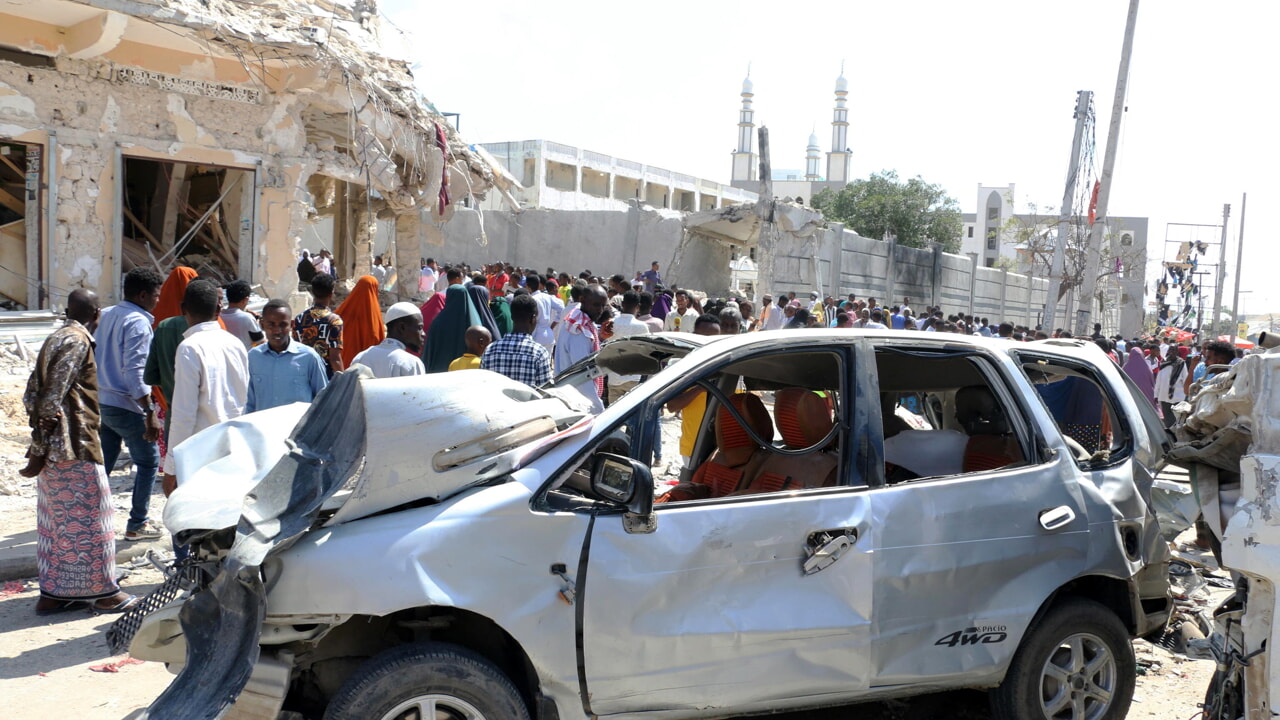 Attaque à Mogadiscio en Somalie : au moins 100 morts