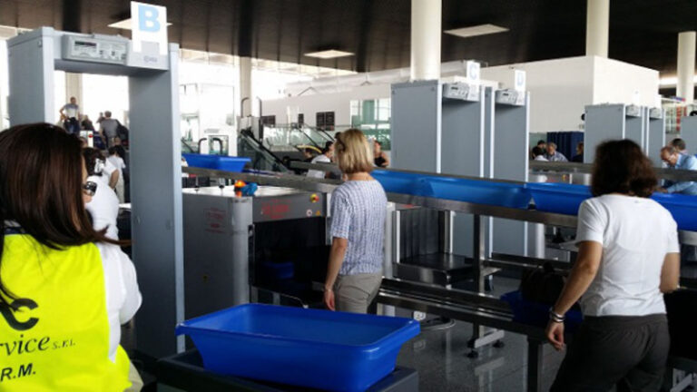 controlli-aeroporto-3.jpg