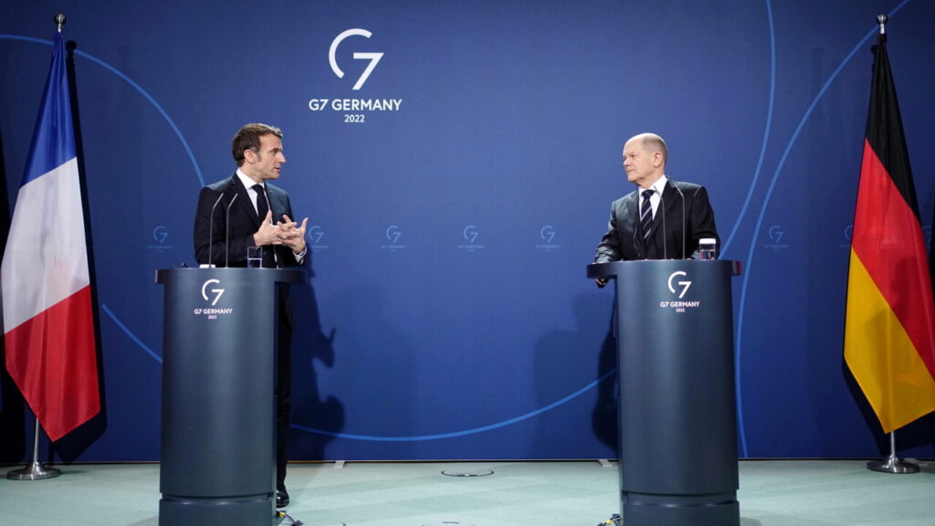 scholz-macron-epa-2.jpg