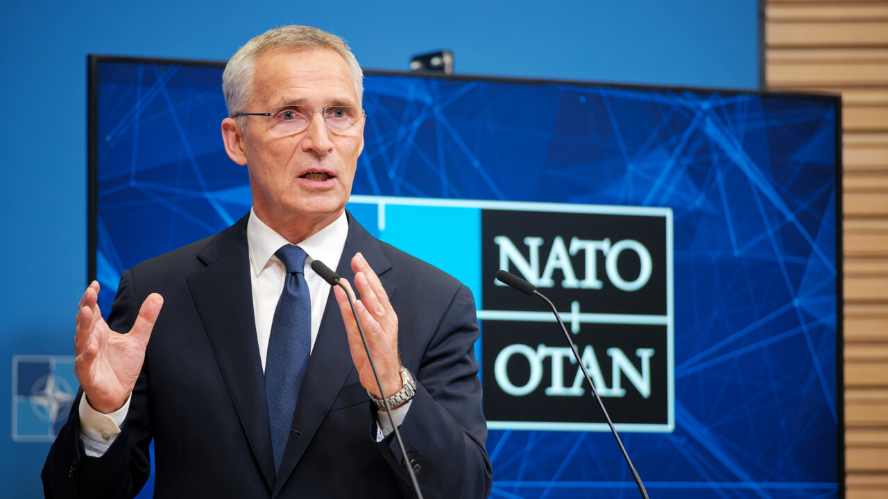 « L&rsquo;Ukraine dans l&rsquo;OTAN ?  Les portes s&rsquo;ouvrent mais les pays décident »