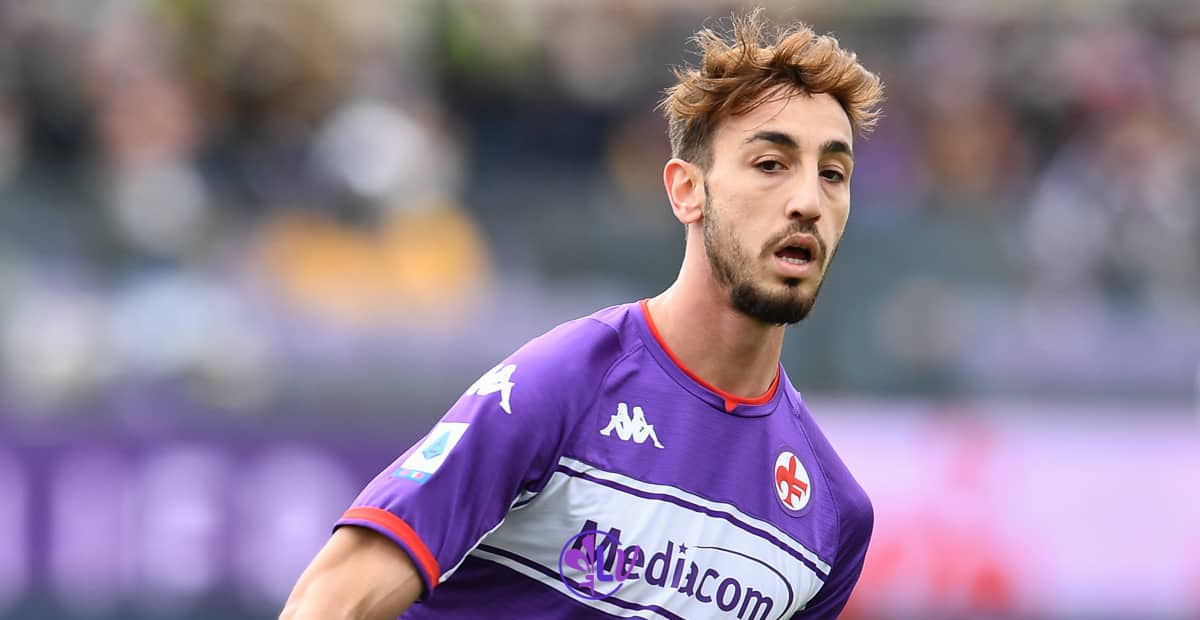 La Fiorentina doit sacrifier un homme pour mettre Castrovilli sur la liste.  Le 10 ne pourra pas jouer en Europe
