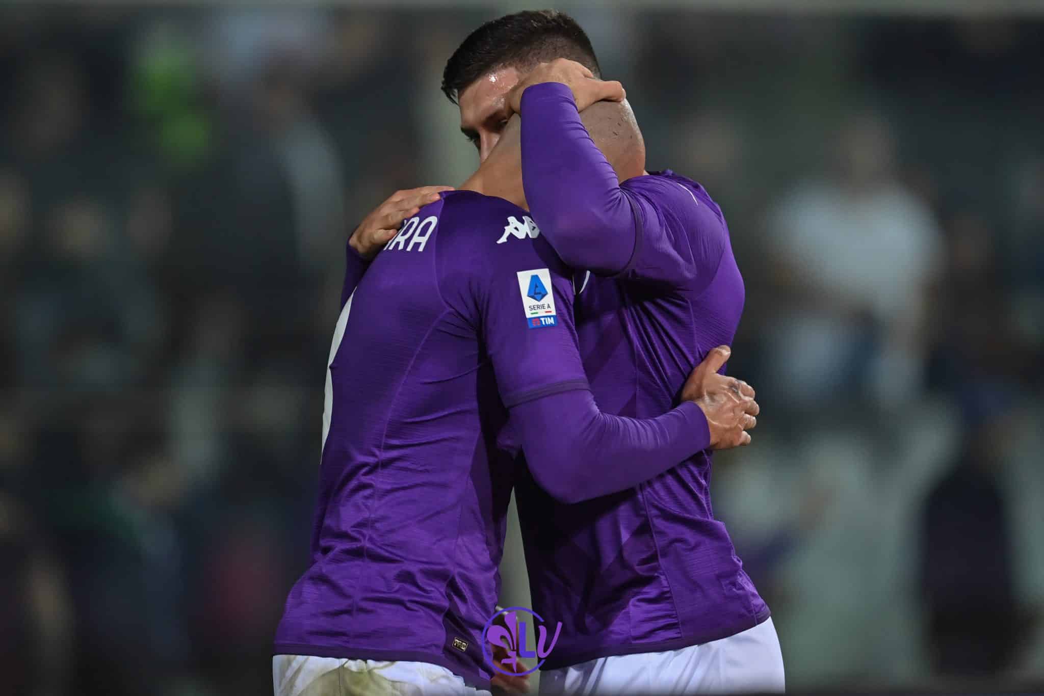 Partie violette au Franchi, la Fiorentina s&rsquo;impose 2-1 la dernière de l&rsquo;année à domicile.  Jovic signe le but gagnant