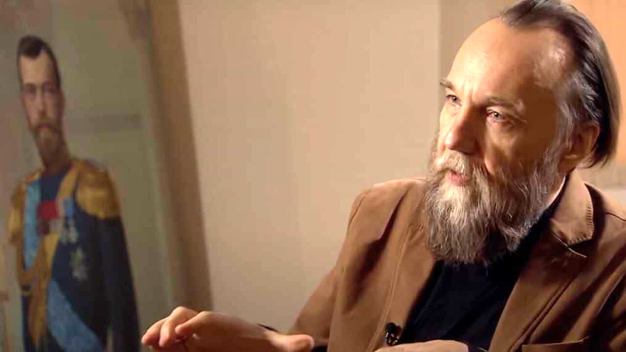 Le philosophe russe Dugin attaque Poutine après la défaite de Kherson
