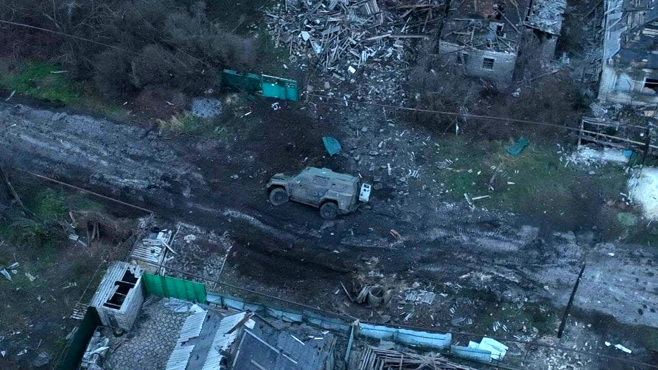 L&rsquo;ambassade de Russie montre un véhicule blindé italien détruit en Ukraine, mais se trompe (ou ment)