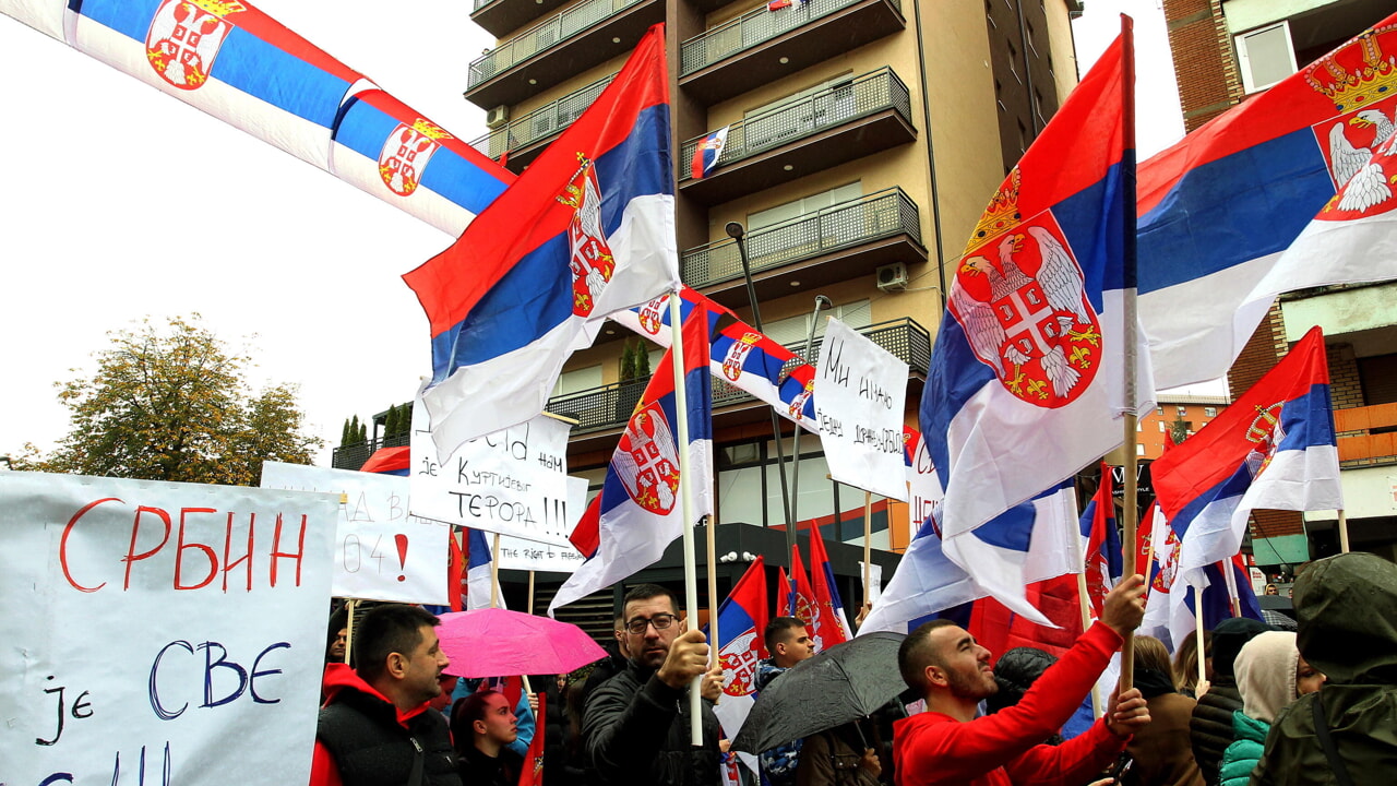 La médiation de l&rsquo;UE échoue, risque « d&rsquo;escalade et de violence » entre la Serbie et le Kosovo