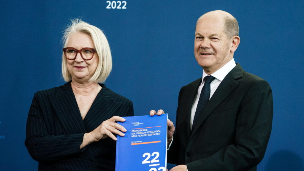 monika-schnitzer-olaf-scholz.jpg