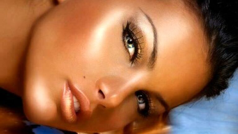 1672297525_trucco-abbronzatura-2.jpg