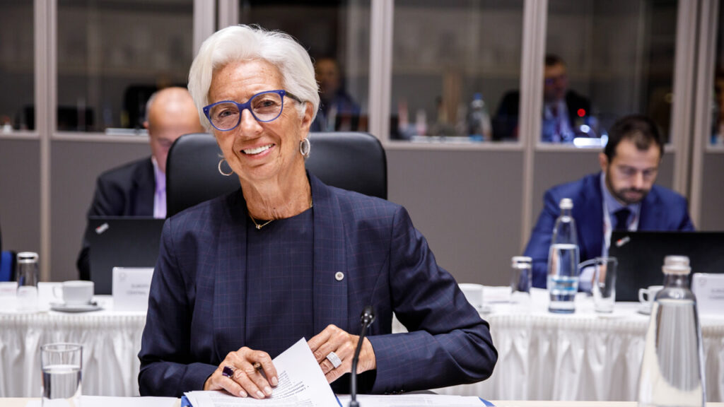 LAGARDE.jpg