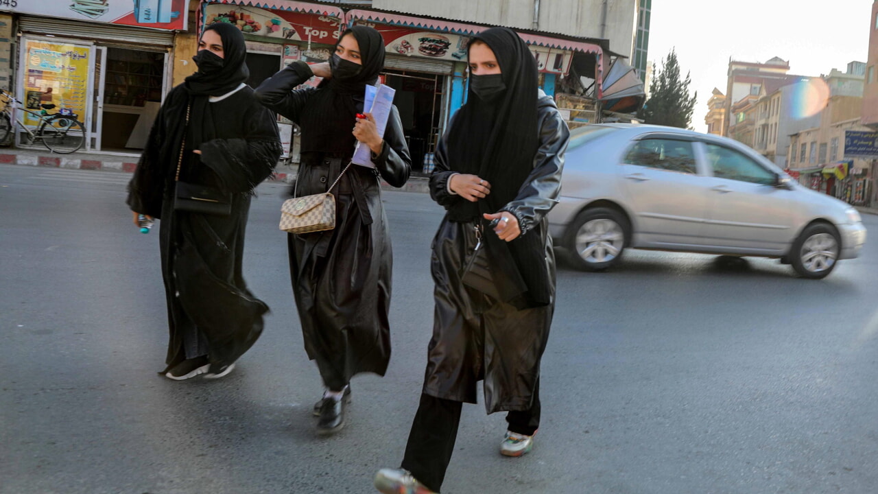 Les femmes afghanes interdites de manifestation universitaire
