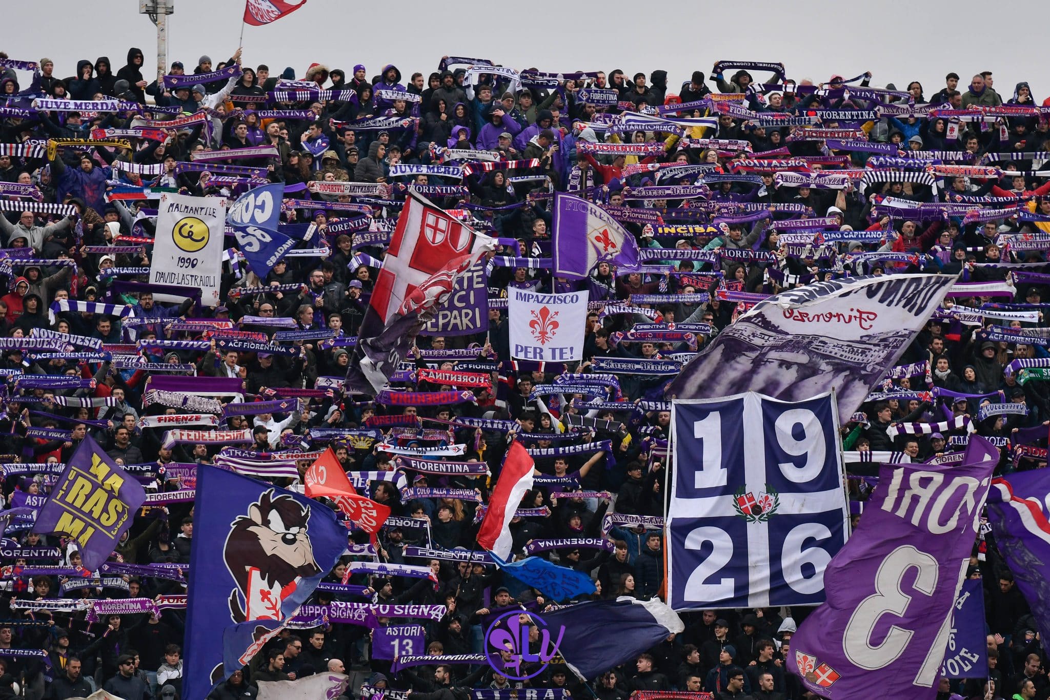 La Fiorentina a du mal, plusieurs supporters du stade huent l&rsquo;équipe en première mi-temps