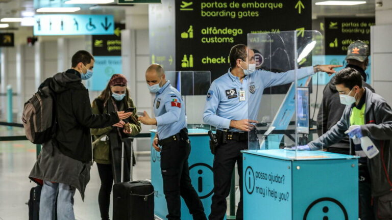 controlli-aeroporto-2.jpg