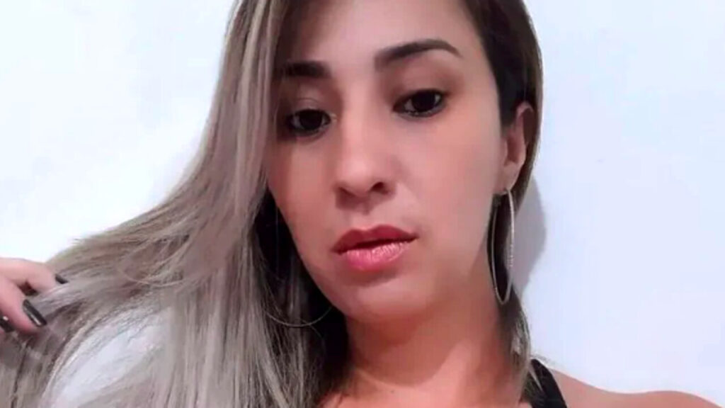 elisangela-tinemi.jpg