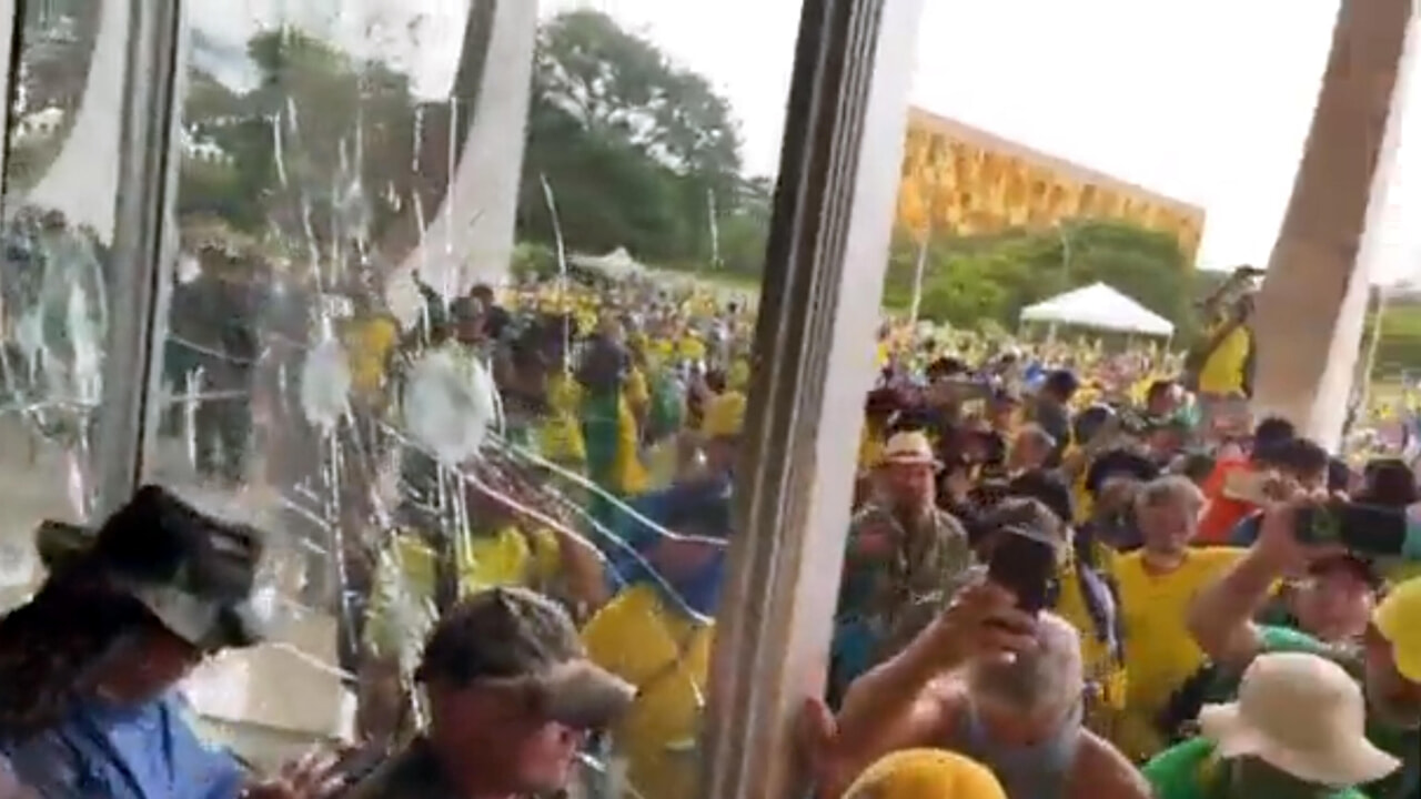 Brésil, les partisans de Bolsonaro prennent d&rsquo;assaut le Parlement