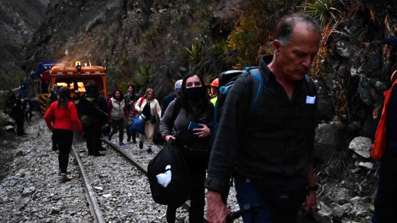 Pérou, touristes italiens bloqués au Machu Picchu : ligne de chemin de fer interrompue