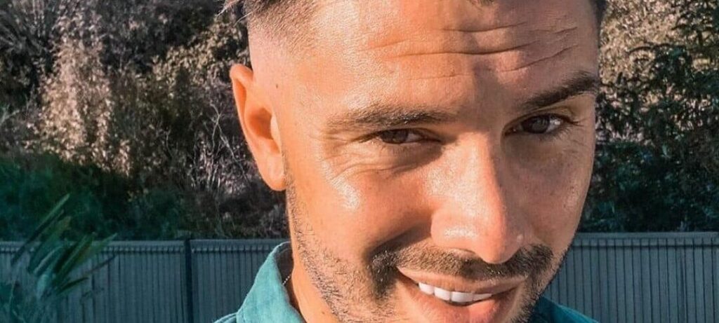 les coulisses de greg yega devoilees sur snap plongez dans son quotidien
