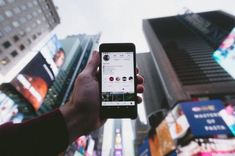 pourquoi est il impossible dactualiser le fil instagram causes et solutions
