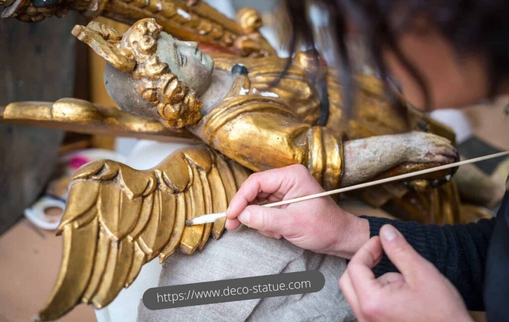 peut-on-assurer-des-statues-de-decoration