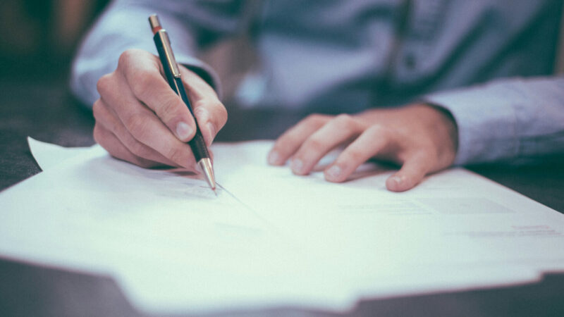 pourquoi assurer son commerce